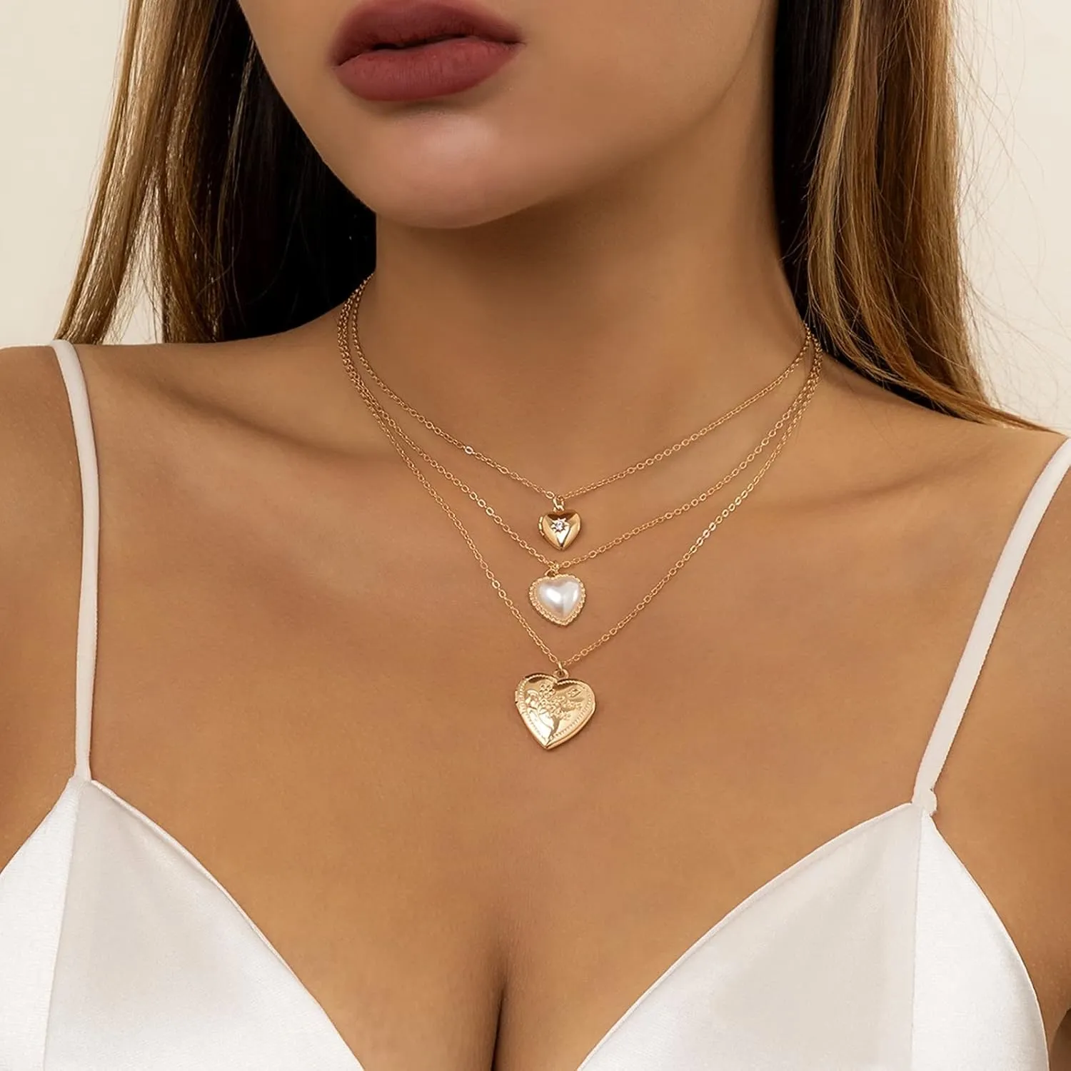3 Layered Necklaces for Women, Layered Choker Necklaces for Women Adjustable Gold Plated Rolo Chain Necklace with Heart Pendant