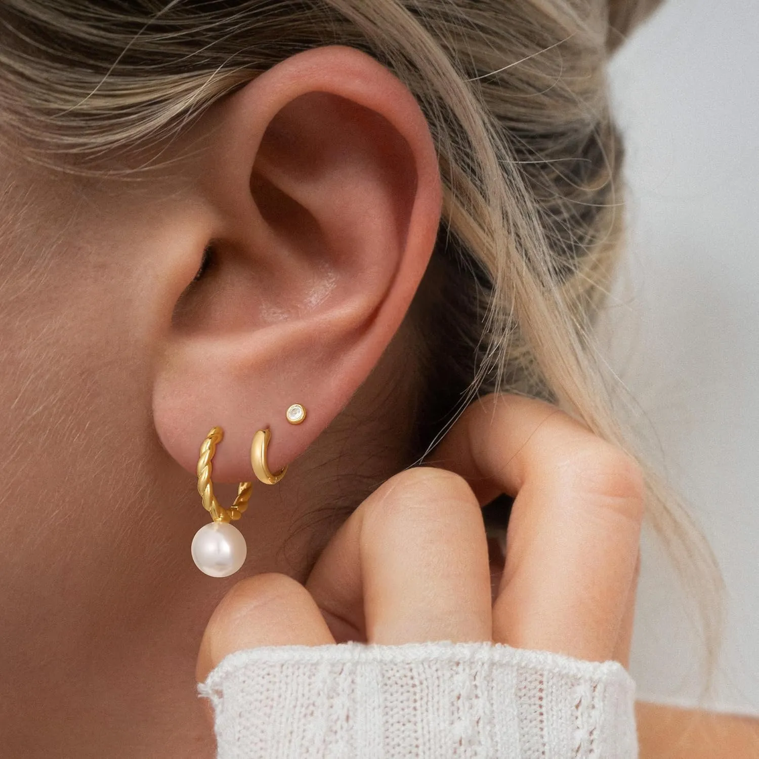 3 Pairs Pearl Earrings for Women Trendy, 14K Gold Hoop Earrings Pearl Earrings Cubic Zirconia Studs Hypoallergenic Small Gold Pearl Drop Earrings Hoops Dainty Gold Huggie Earrings Jewelry Gift