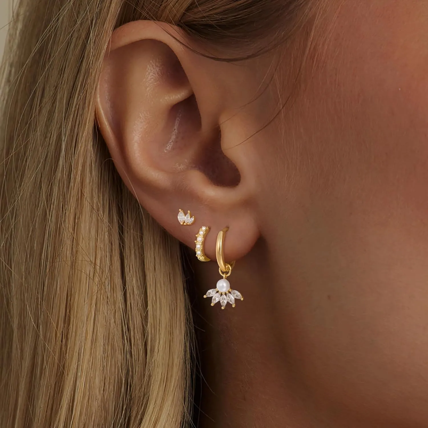 3 Pairs Pearl Earrings for Women Trendy, 14K Gold Hoop Earrings Pearl Earrings Cubic Zirconia Studs Hypoallergenic Small Gold Pearl Drop Earrings Hoops Dainty Gold Huggie Earrings Jewelry Gift