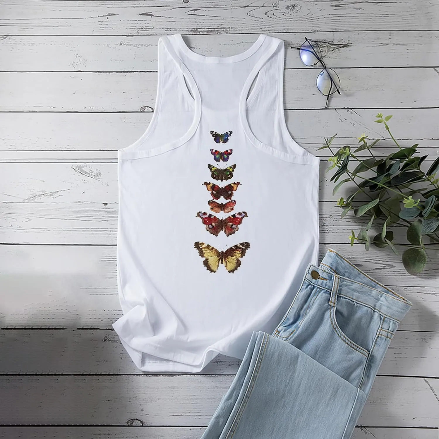 Back Print Tank Top for Women Vintage Butterfly Graphic Racerback Tank Tops Summer Casual Classic-Fit Sleeveless T Shirt Cami
