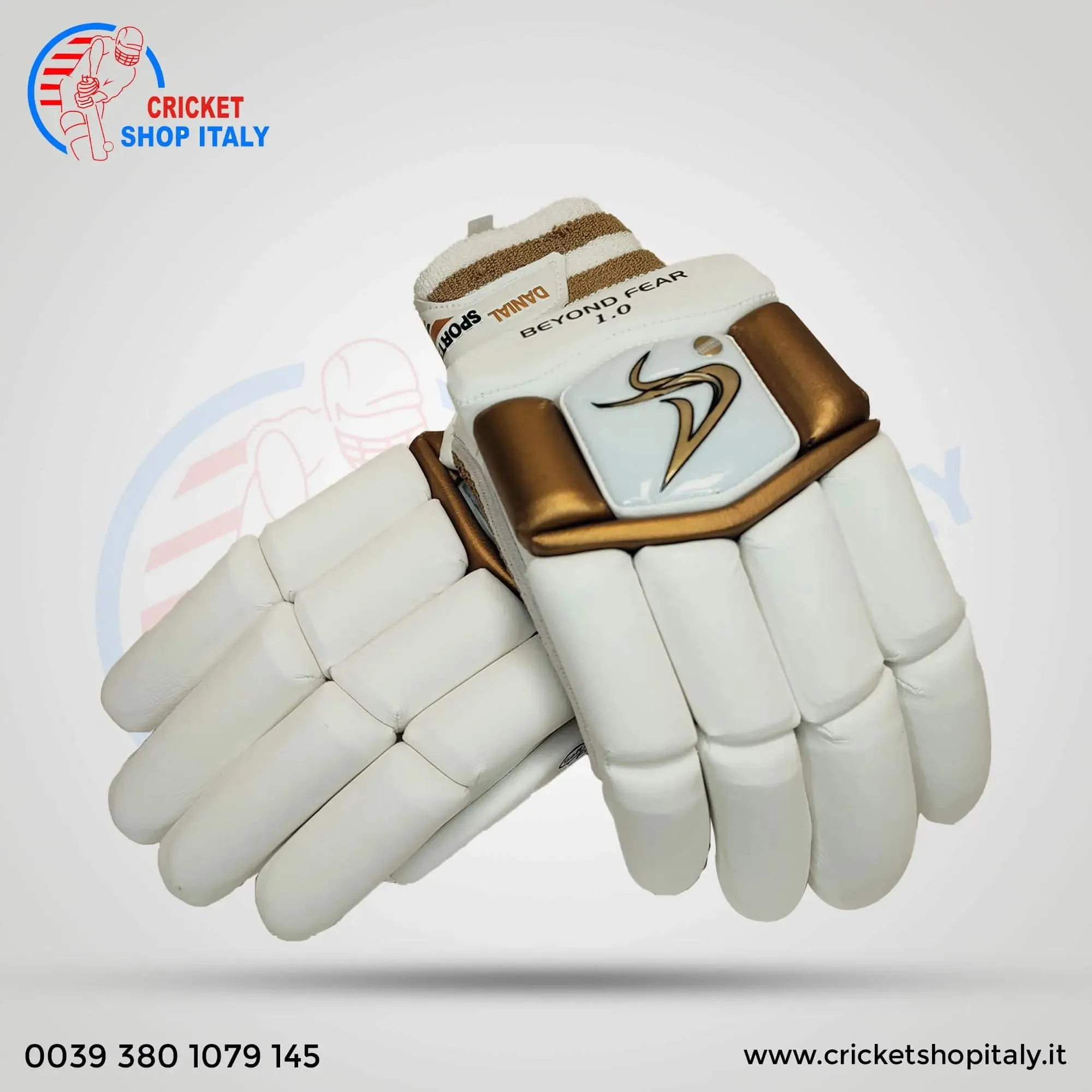 DS D 1.0 White/Gold Batting Gloves Adult