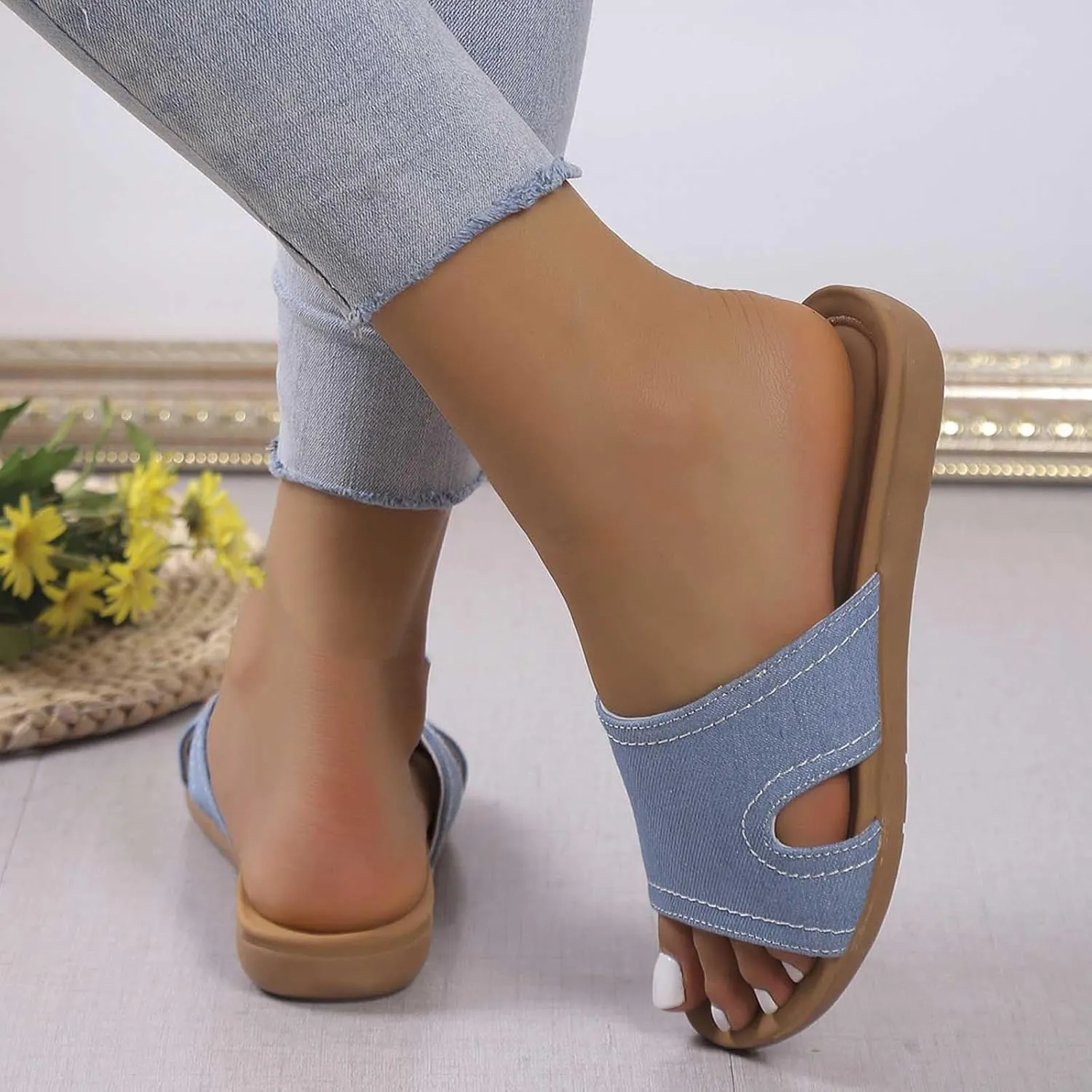 Flat Sandals for Women Dressy Plus Size Breathable Indoor Outdoor Slippers Orthopedic Shoes 2025 Summer Slip on Shoe