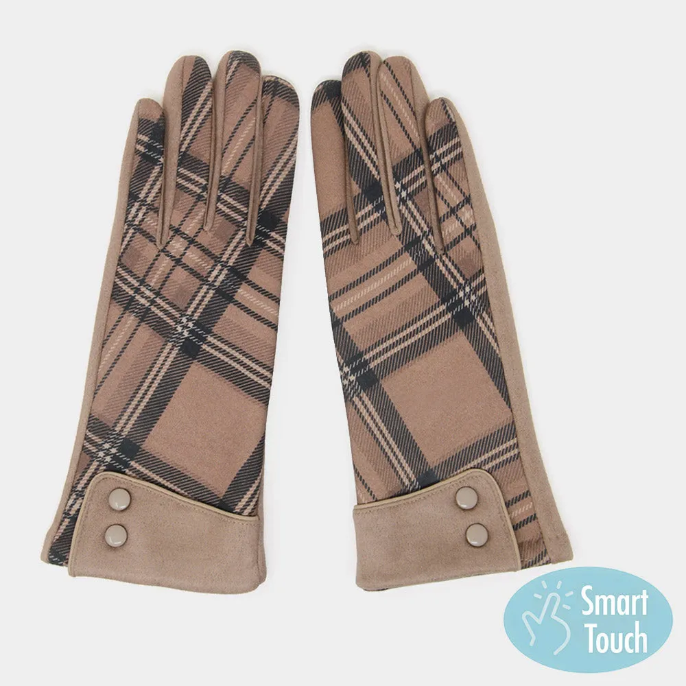 iLLASPARKZ Classic Checkered Button Accented Cuff Smart Gloves