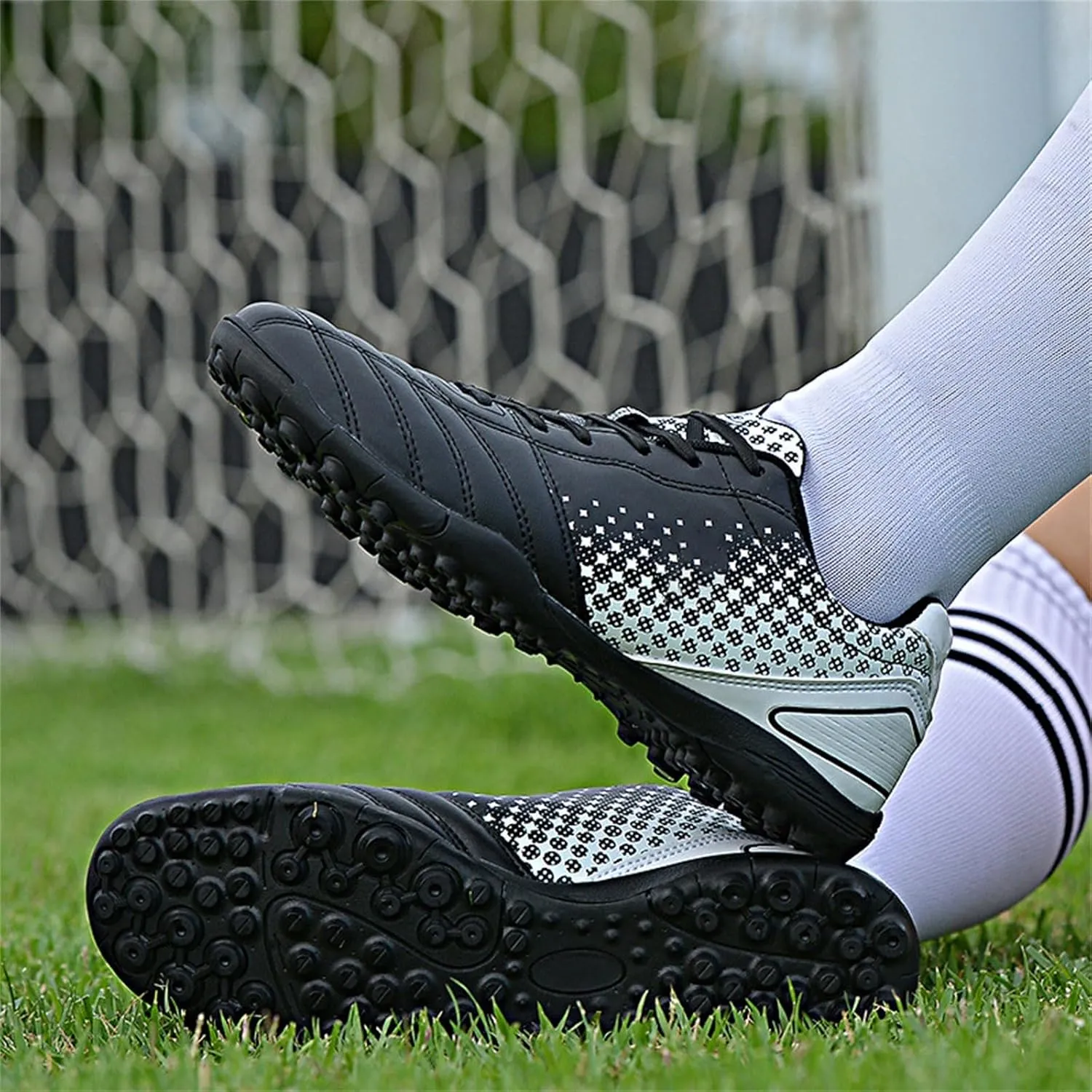 Kids Soccer Cleats Boys Girls Football Shoes High Top Training Youth Students Athletes Cleats Outdoor Sport Shoes