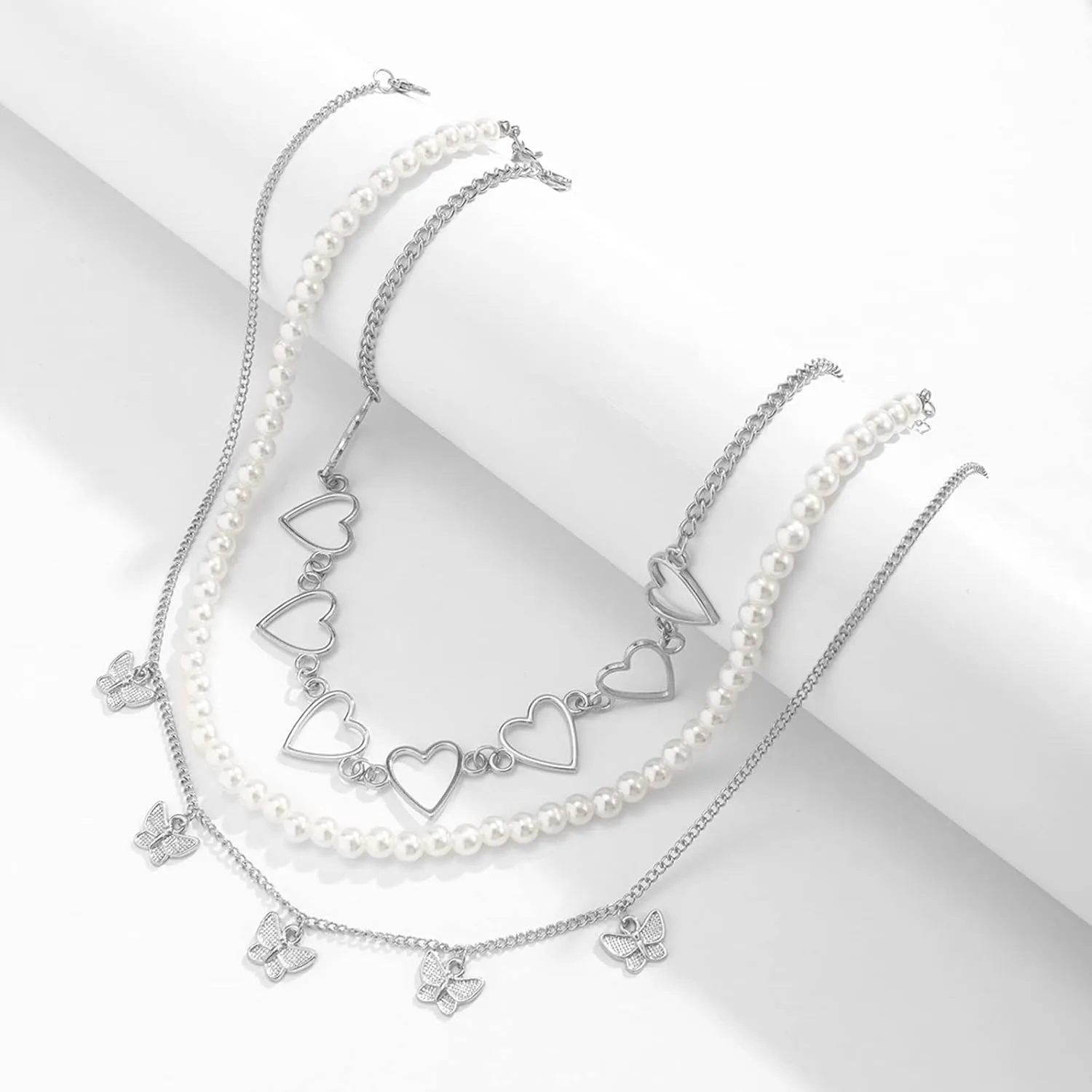 Layered Choker Necklace, Dainty Layered Necklaces for Women Hollow Heart Pendant Chain Necklaces for Women Girls, 3 Pieces