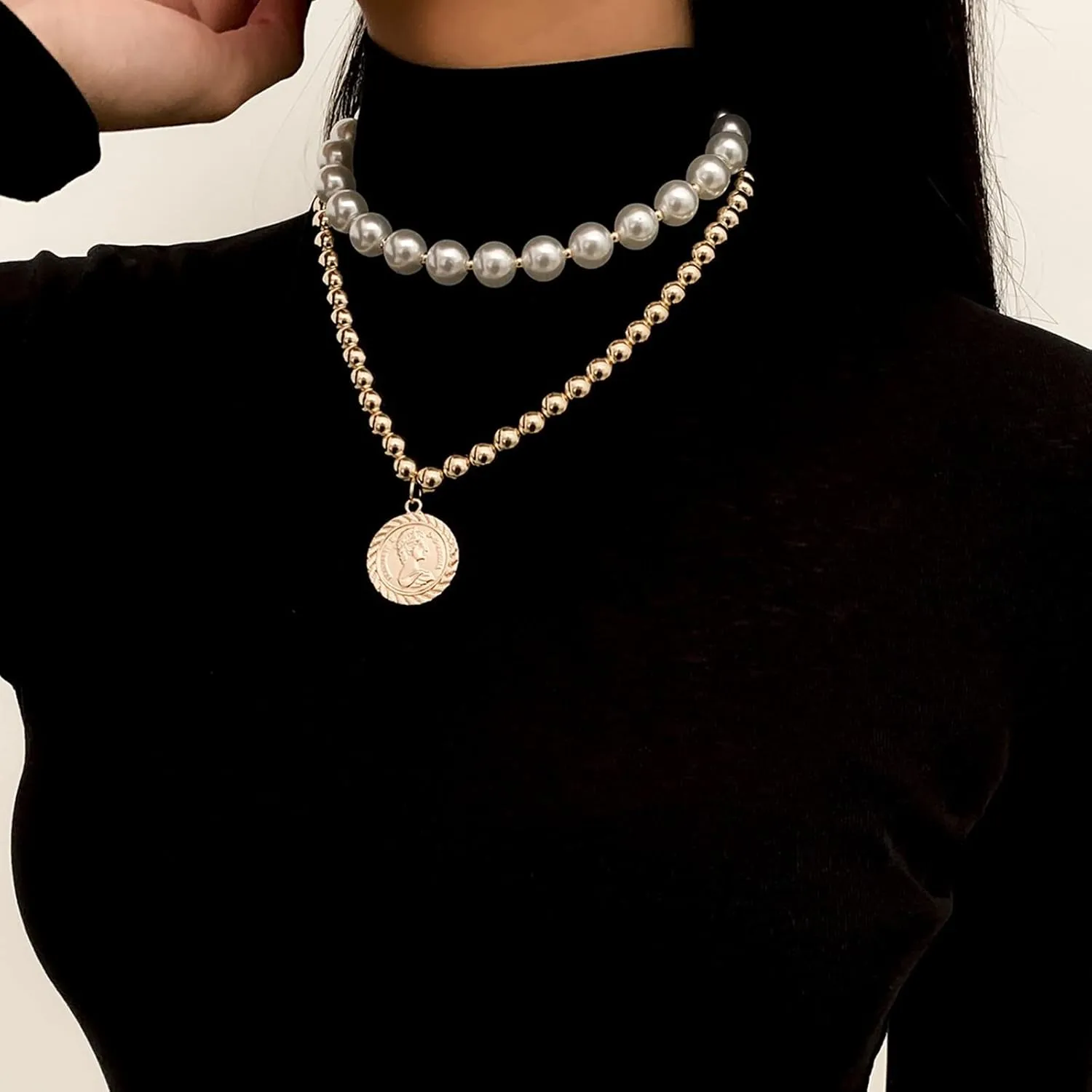 Layered Necklace, Layered Necklaces for Women Bead Portrait Pendant Pendant Chain Necklaces Jewelry Birthday Gift for Her, 2 Pieces