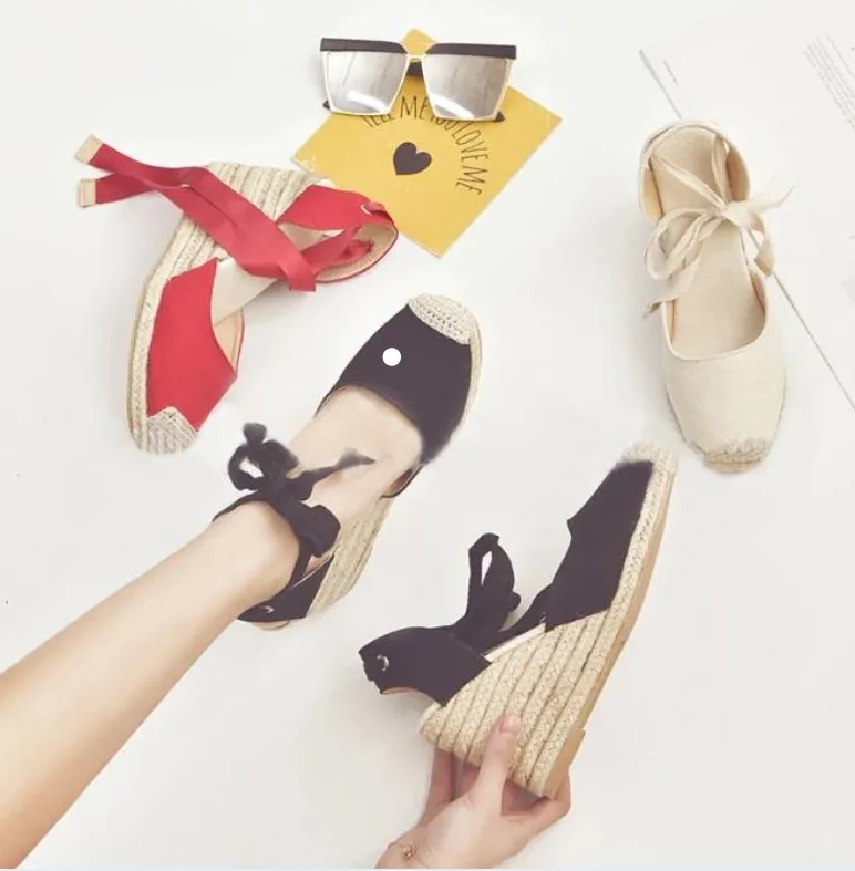 L'espadrille plate-forme boho vintage.
