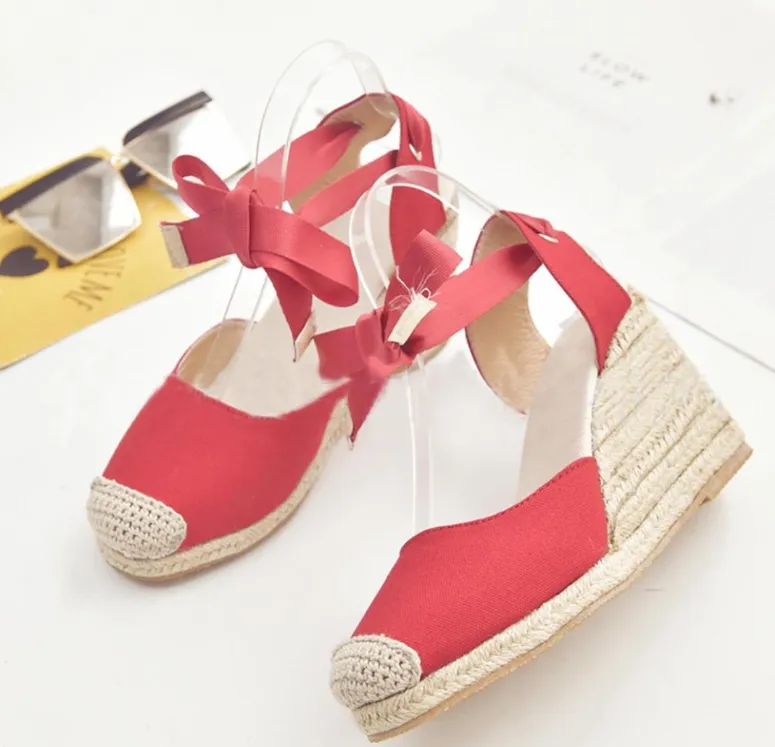 L'espadrille plate-forme boho vintage.