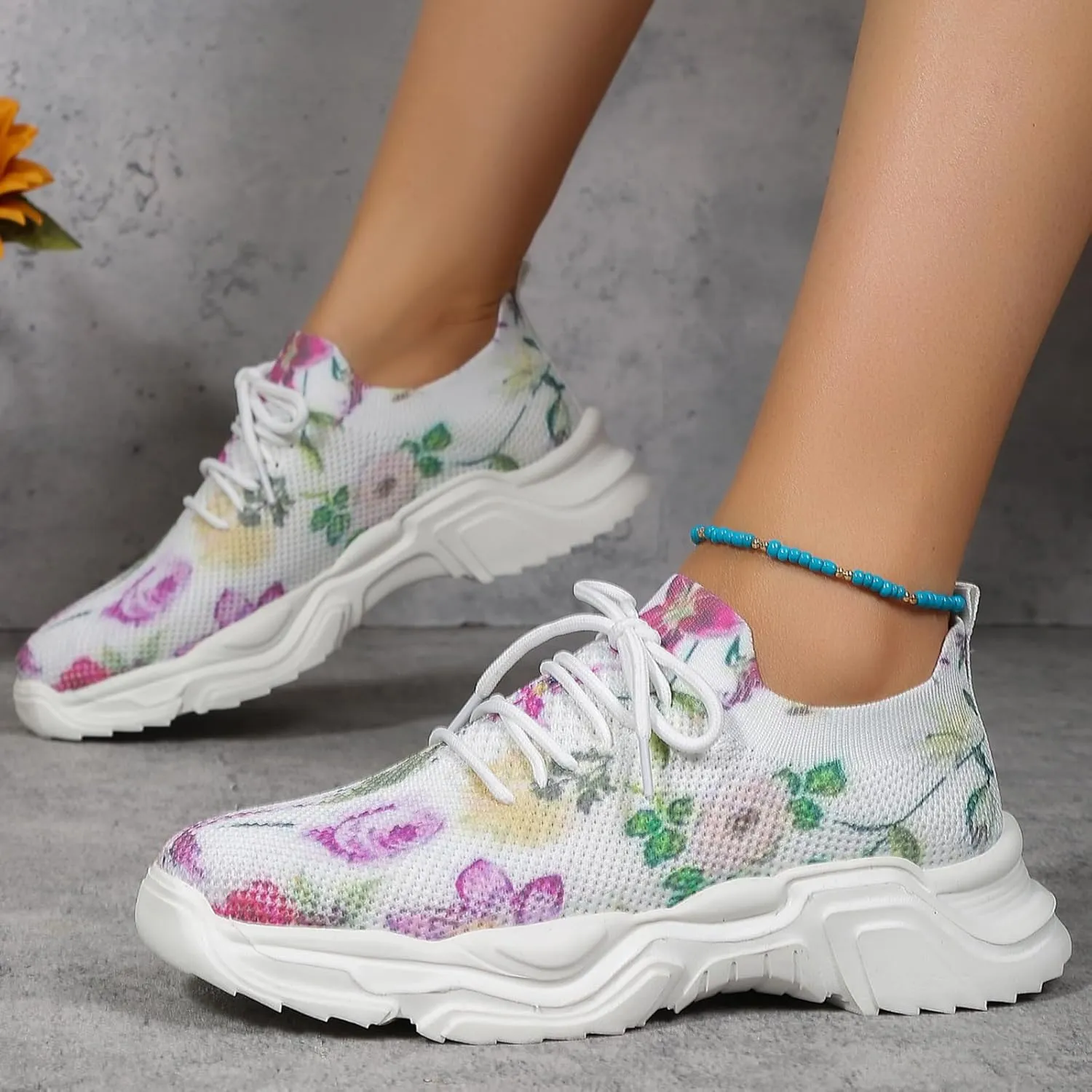 Lightweight Walking Tennis Shoes for Women Fashion Low Top Sneakers with Platform Outdoor Casual Fitness Shoe
