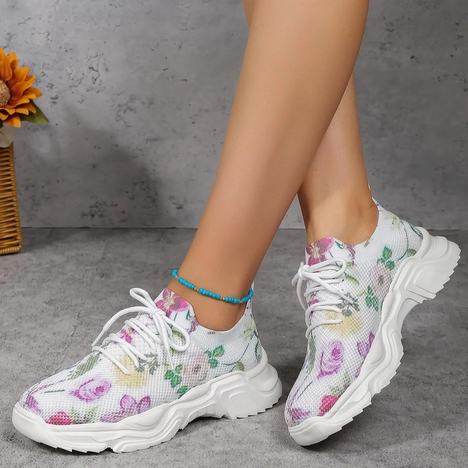 Lightweight Walking Tennis Shoes for Women Fashion Low Top Sneakers with Platform Outdoor Casual Fitness Shoe