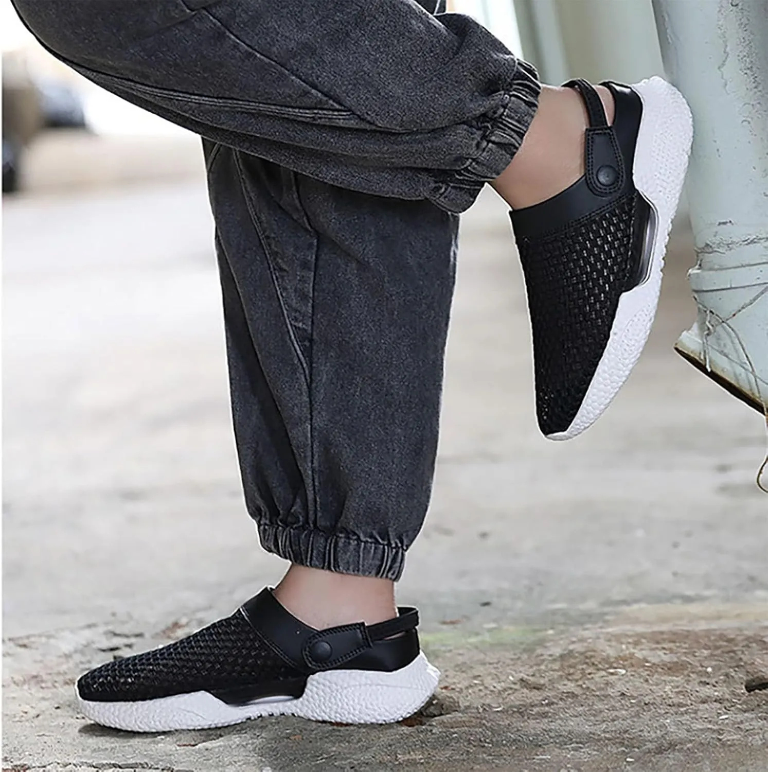 Men's Casual Mesh Shoes Non Slip Breathable Sports Hiking Sneaker Travel Leather Sandals for Summer Outdoor