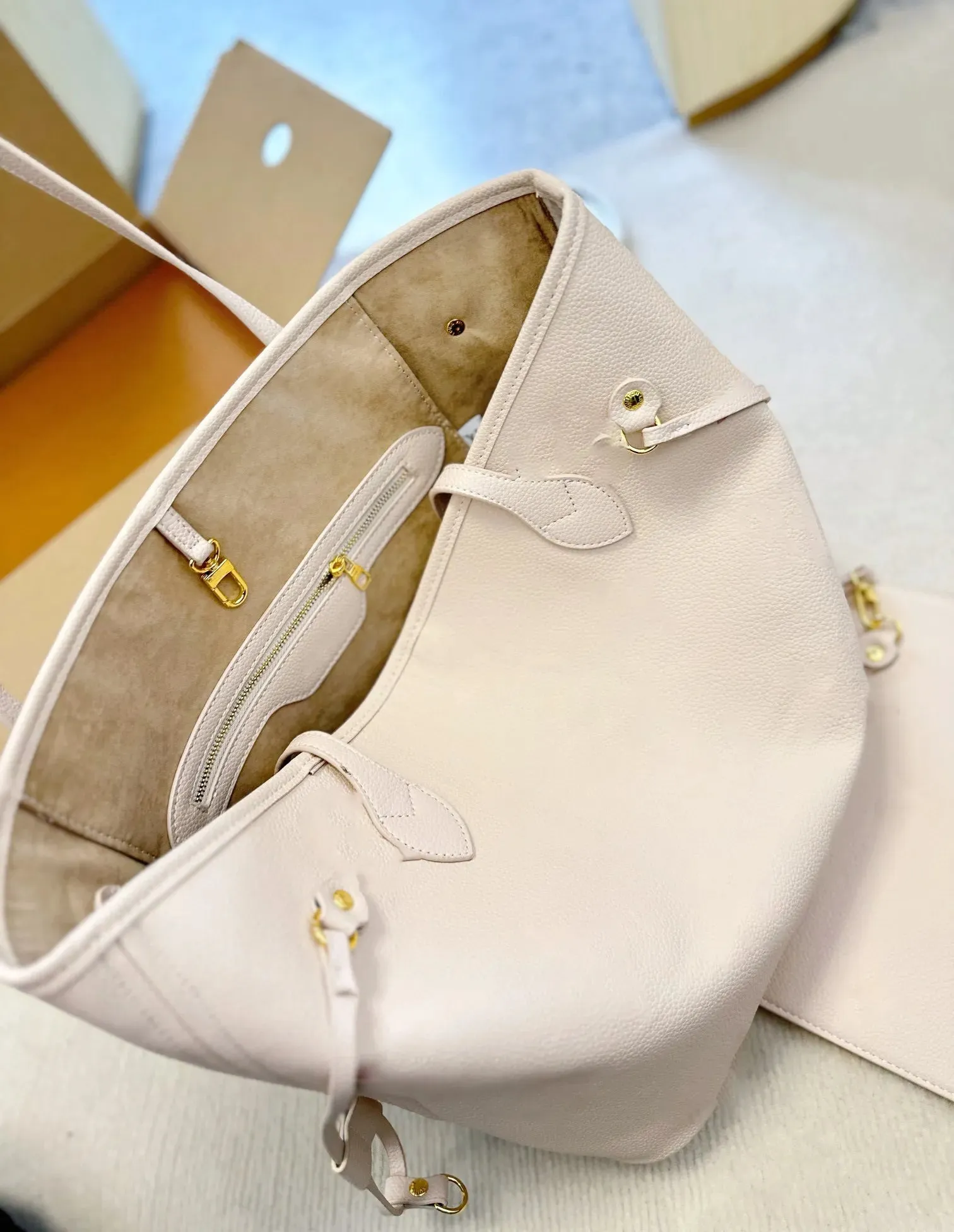 NF Shop New Shopping Bag MM Handbag neverfull bag Classic Women's Bag Graphic Print Large Capacity Embossed Grain Tote Bag One Shoulder Handbag