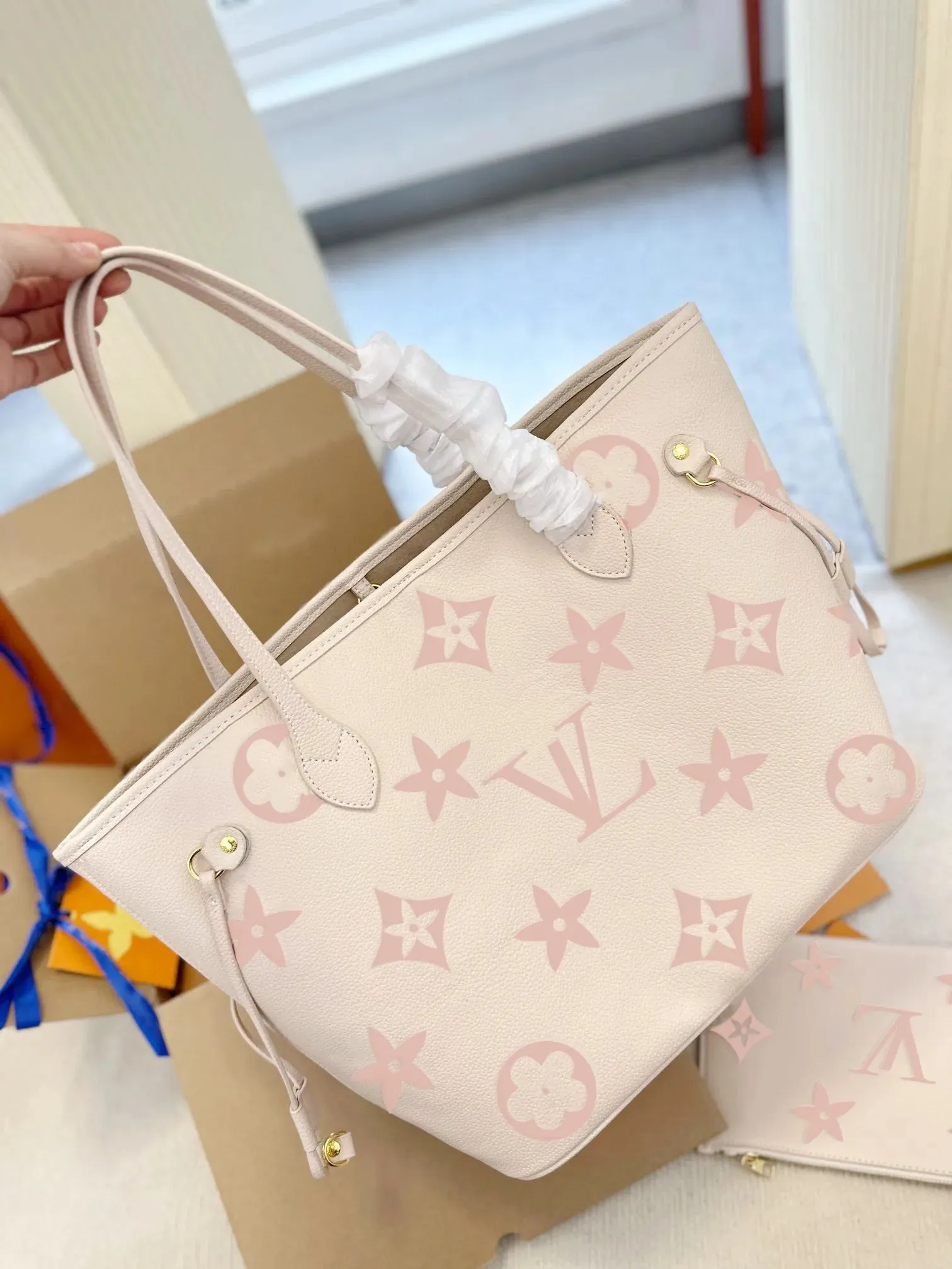 NF Shop New Shopping Bag MM Handbag neverfull bag Classic Women's Bag Graphic Print Large Capacity Embossed Grain Tote Bag One Shoulder Handbag