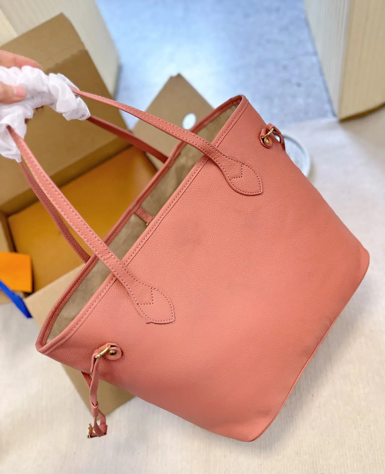 NF Shop New Shopping Bag MM Handbag neverfull bag Classic Women's Bag Graphic Print Large Capacity Embossed Grain Tote Bag One Shoulder Handbag