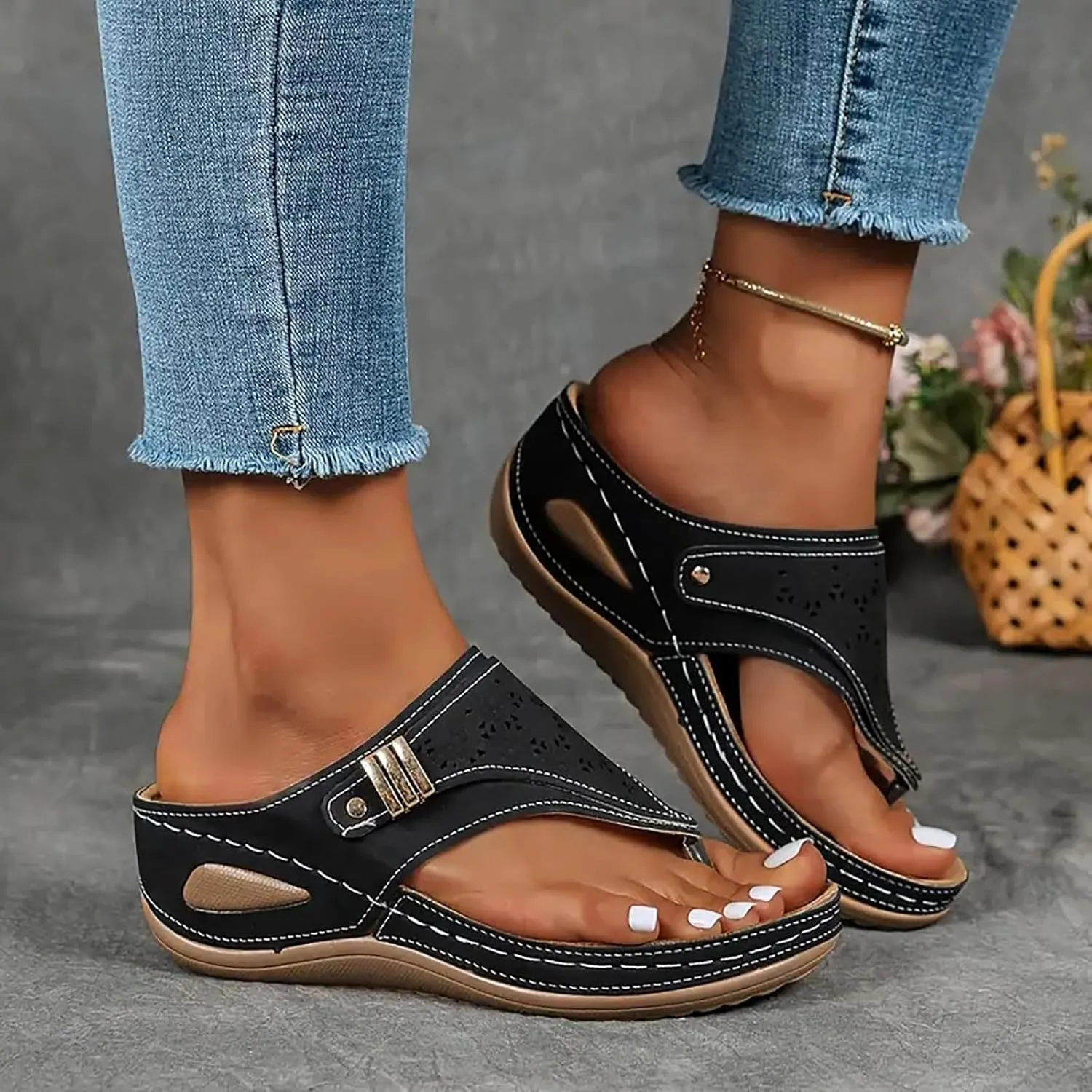 Orthopedic Wedge Sandals for Women Summer 2025 Flat Open Toe Platform Sandals Casual Flip Flops Arch Support Silppers