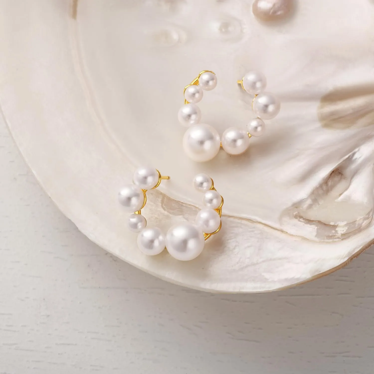 Pearl Earrings, Pearl Hoop Earrings for Women Trendy Gold Earrings 14K Gold Plated Pearl Huggie Drop Dangle Hoops Earrings Hypoallergenic Lightweight Dainty Earrings Jewelry for Women