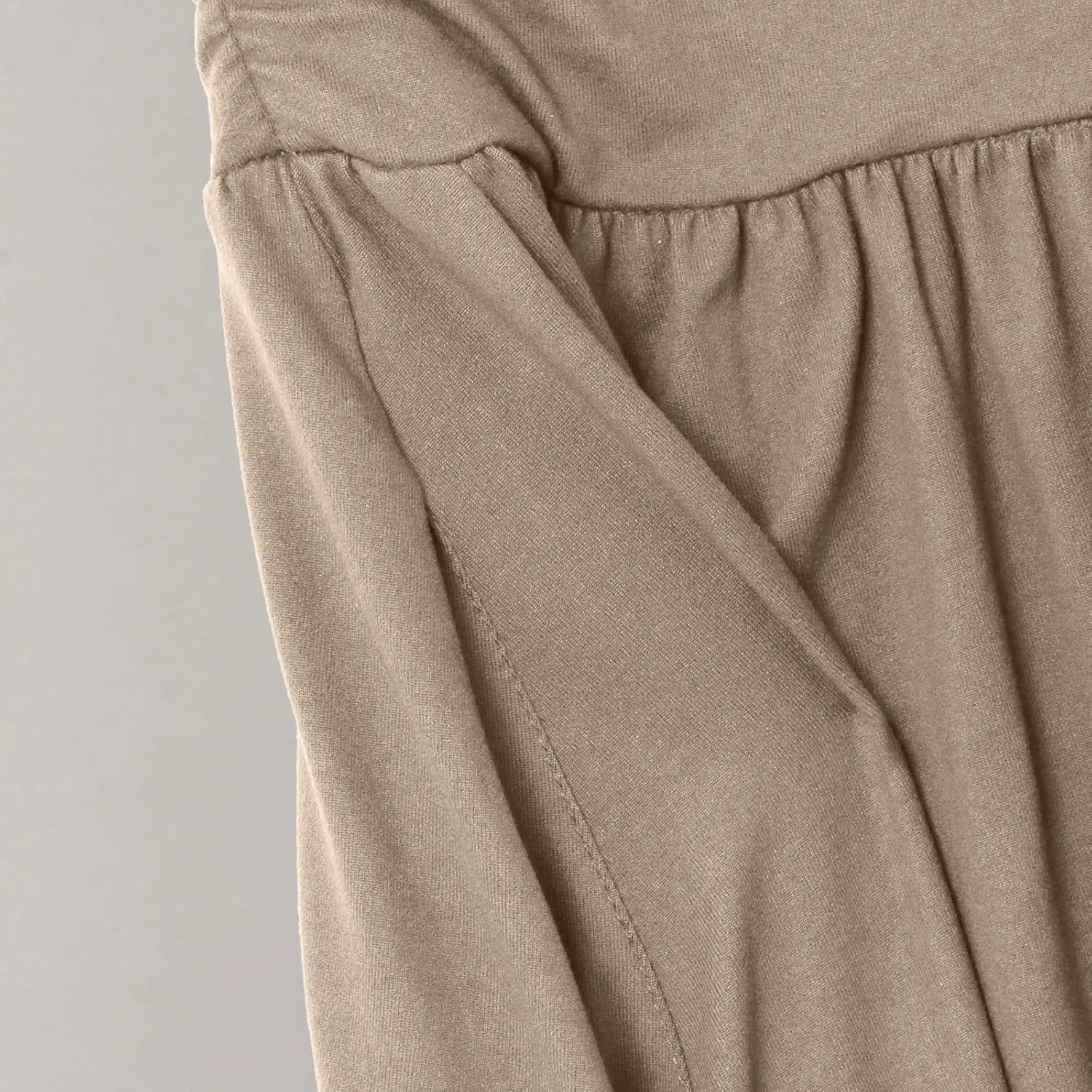 Pleated Midi Skirts for Women 2025 Summer High Waisted Solid Color Flowy A-Line Skirt with Pockets