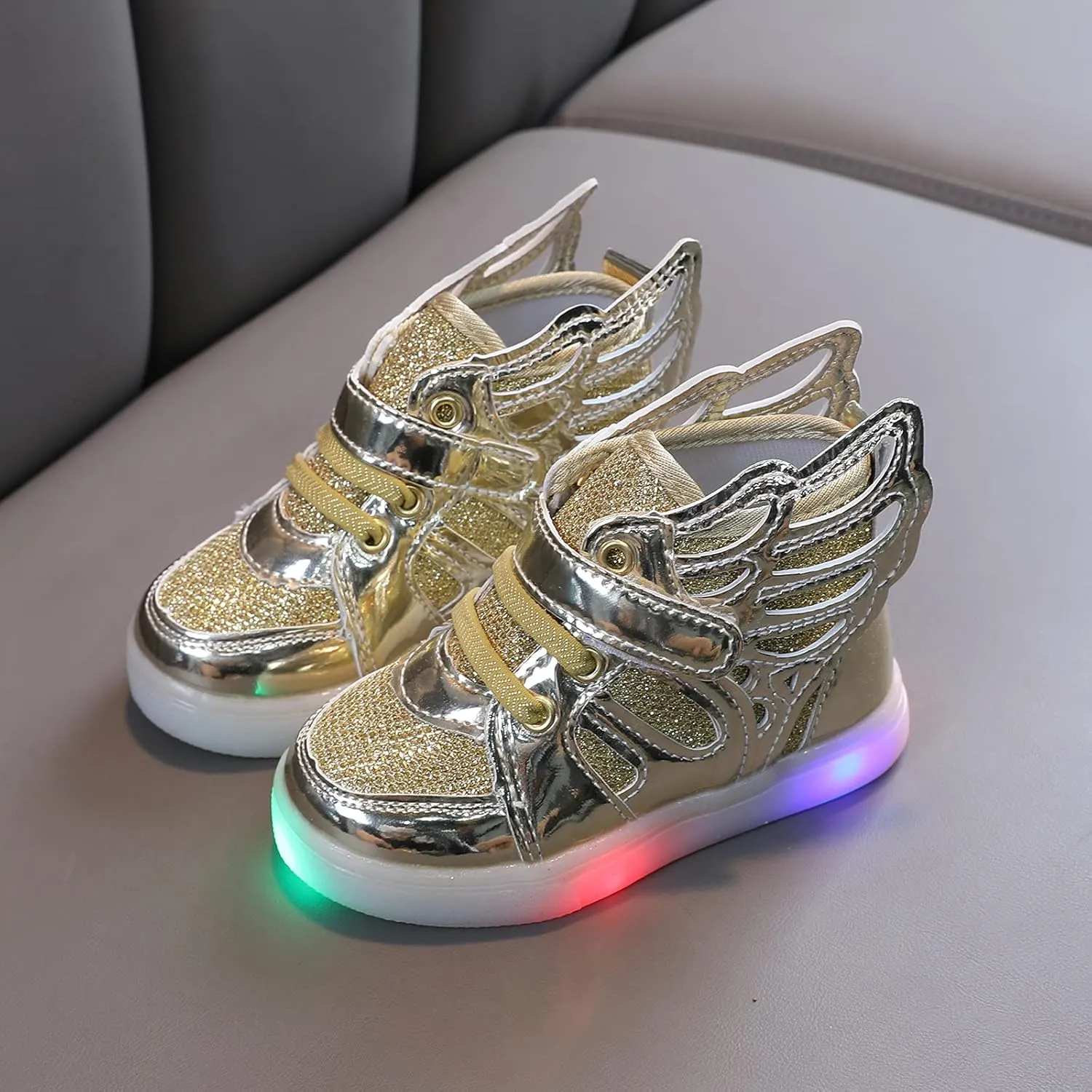 Toddler Girls Light Up Sequins Running Shoes Slip On Flashing Casual Shoes Girls High Top Sneakers for Kids