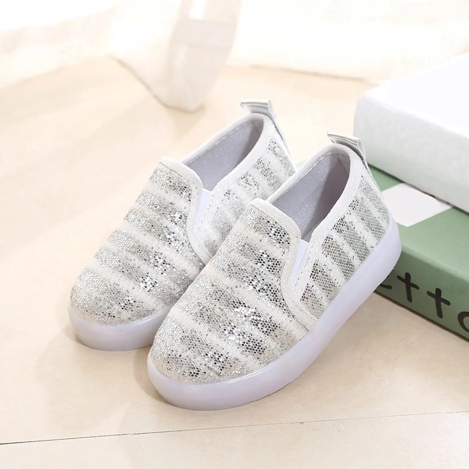 Toddler Light Up Shoes Kids Slip On Canvas Sneakers Walking Shoes Dress Glitter Sequins Shoes for Girls Loafers