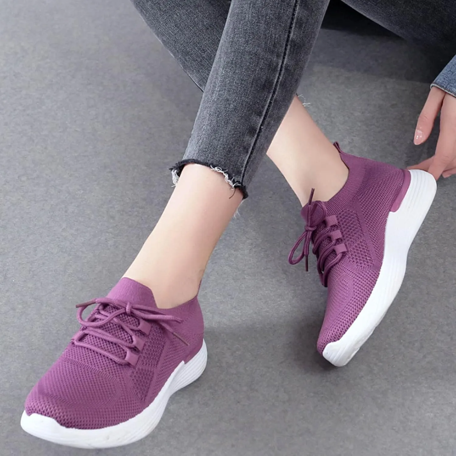 Women Slip On Walking Shoes Comfortable Sneakers Casual Lightweight Canvas Flats Non Slip Breathable Loafers