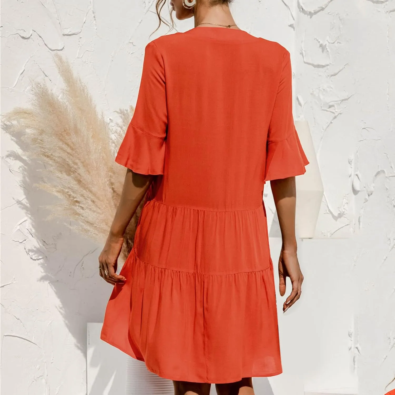 Women's Casual Puff Sleeve Mini Dress Solid Color V-Neck Ruffle Dress with Pleated Details Cute and Elegant